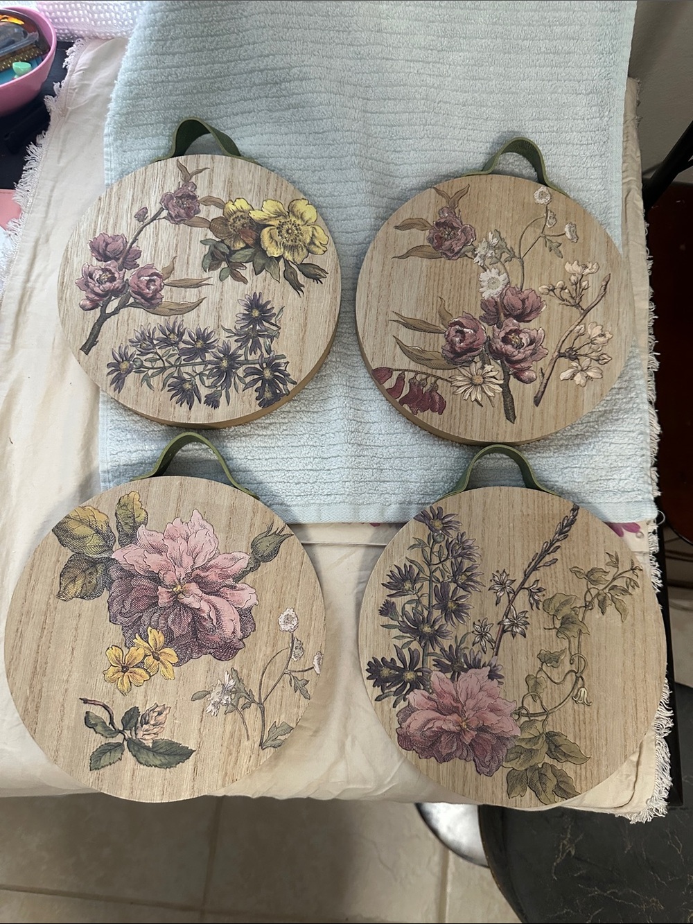 4 pc set Floral Wall Decor - by made with love NWT